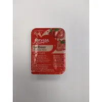 763108 Konfitüre Erdbeer portioniert.jpeg